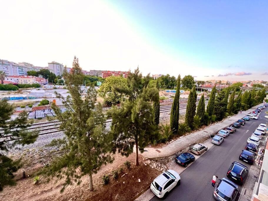 New-Romantic Studio Near The Beach! Paco de Arcos Exterior photo
